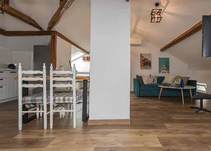 The House 3 Apartment Burgas